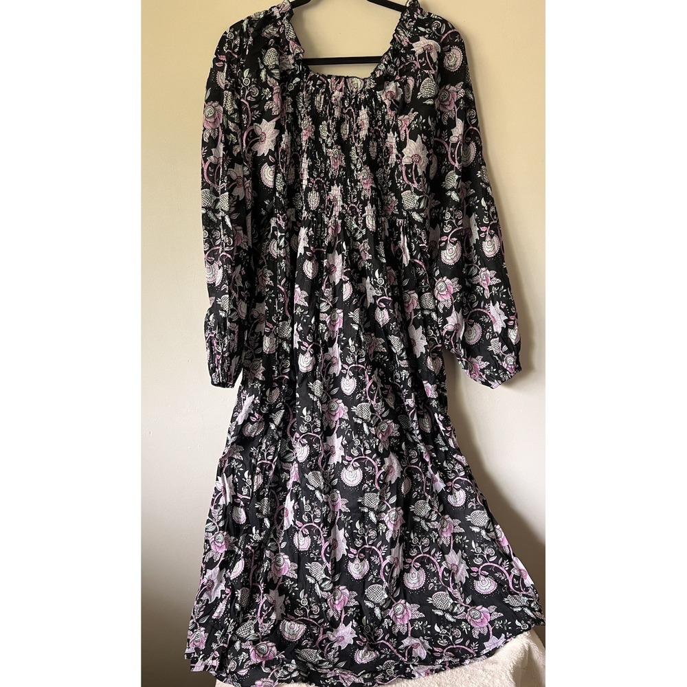 Mille Resort & Travel Catherine Long Sleeve Midi Dress Size Small Black Floral